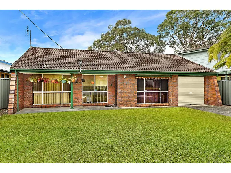 Main view of Homely house listing, 3 Kerry Crescent, Berkeley Vale NSW 2261