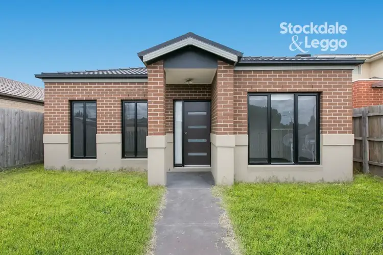 6 Tiarne Crescent, Hampton Park VIC 3976