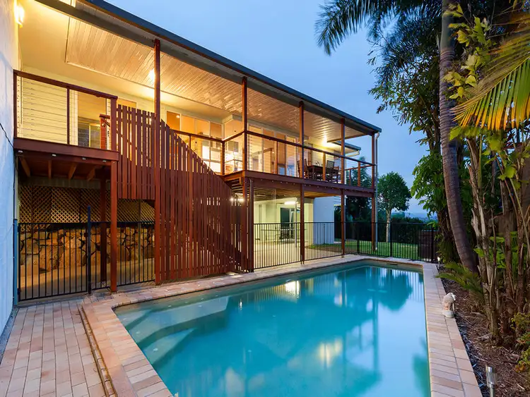 60 Dove Tree Crescent, Sinnamon Park QLD 4073