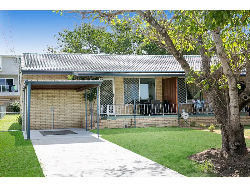 Main view of Homely semi-detached listing, 1/15 Short Street, Rocklea QLD 4106