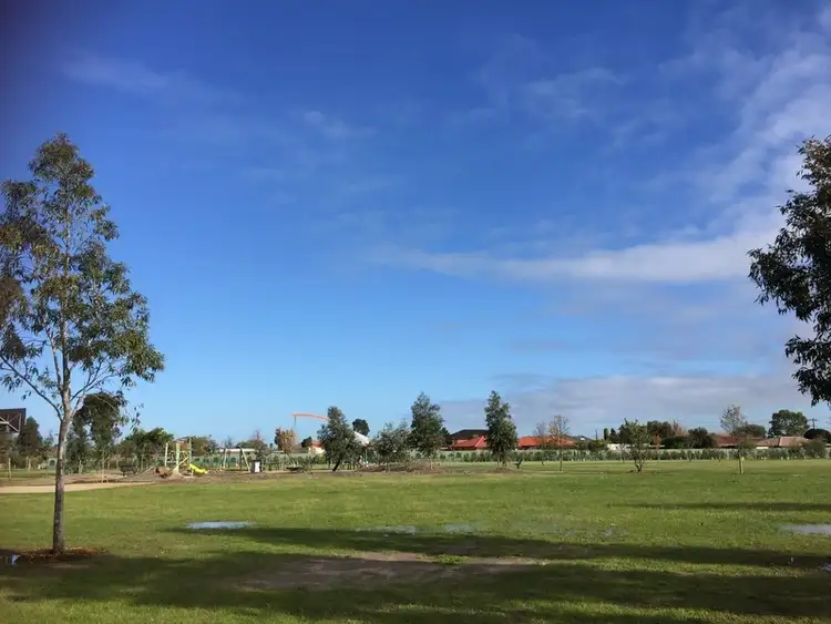 Seventh view of Homely house listing, 4 Kinterbury Drive, Kings Park VIC 3021