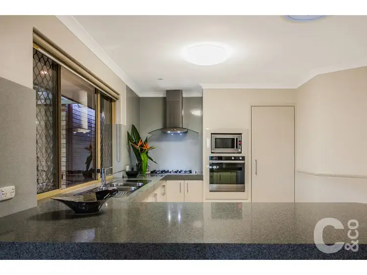 Second view of Homely house listing, 17 Goldney Court, Leda WA 6170