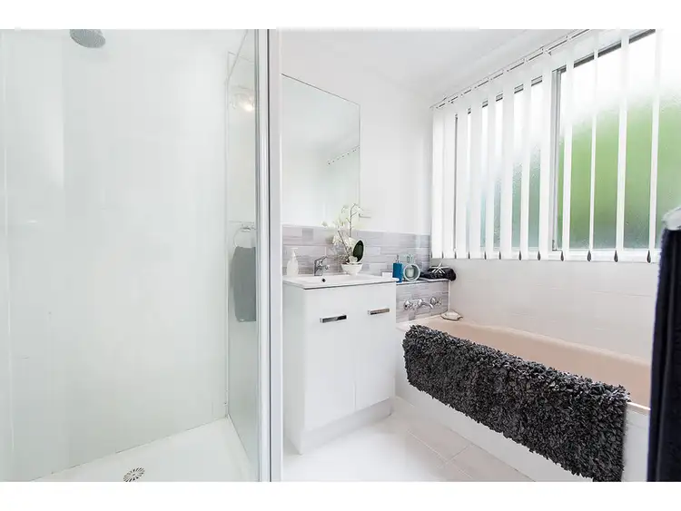Fifth view of Homely house listing, 6 Granya Court, Thurgoona NSW 2640