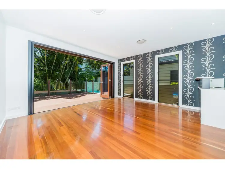 Fourth view of Homely semi-detached listing, 1/7 Rouen Avenue, Paradise Point QLD 4216