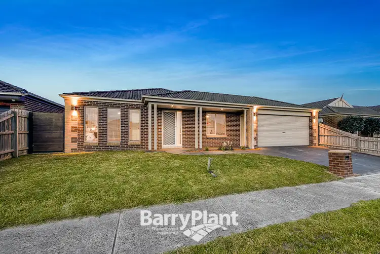 17 Drysdale Street, Pakenham VIC 3810