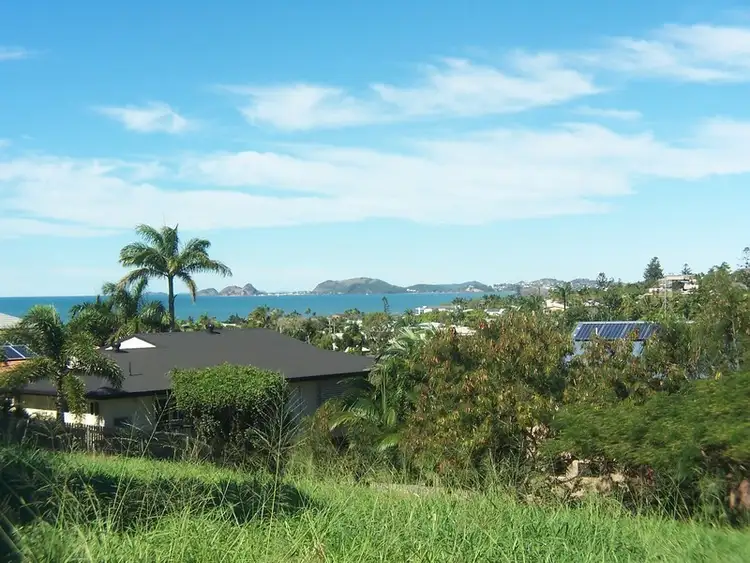 13 Samoa Street, Pacific Heights QLD 4703