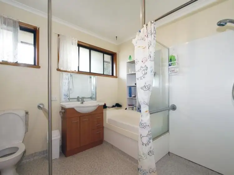 Seventh view of Homely unit listing, 2/95 Marley Street, Sale VIC 3850