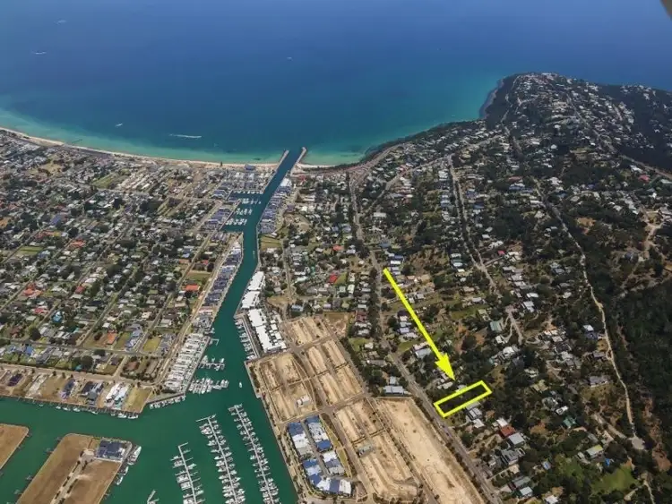 85 Bruce Road, Mount Martha VIC 3934