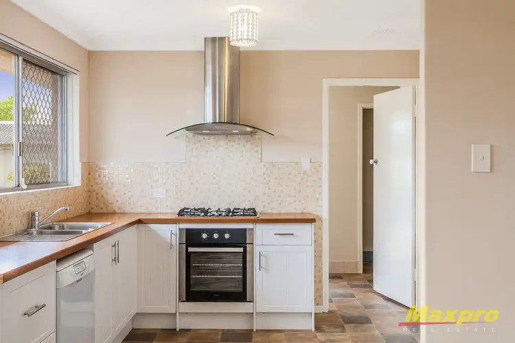 Fourth view of Homely house listing, 2 Greenwood Place, Lynwood WA 6147