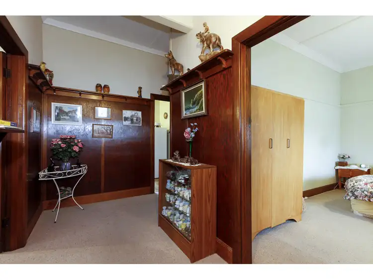 Fifth view of Homely house listing, 127 Pearson Street, Sale VIC 3850