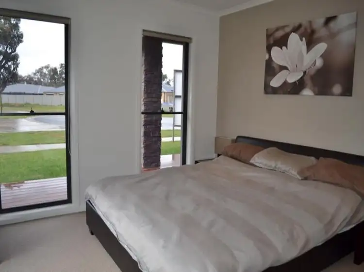 Sixth view of Homely house listing, 7 Galway Court, Mansfield VIC 3722