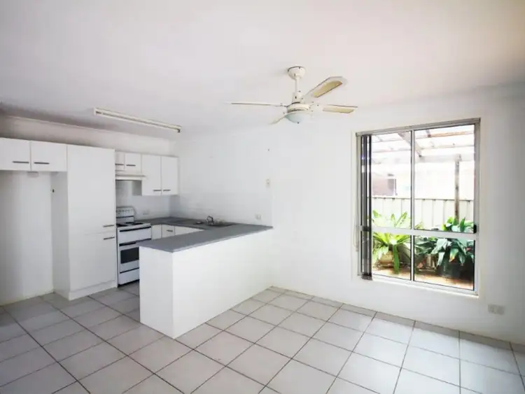 Fourth view of Homely villa listing, 3 Oakhampton Crescent, Toronto NSW 2283