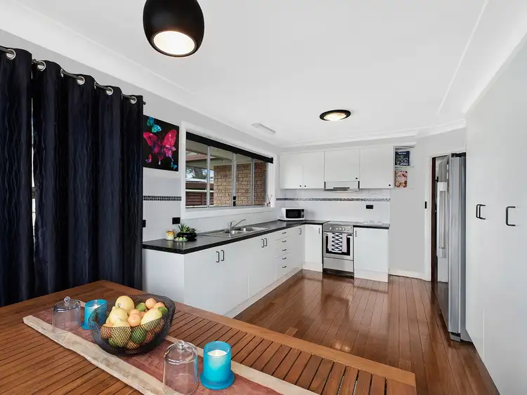 2 Kerry Crescent, Berkeley Vale NSW 2261