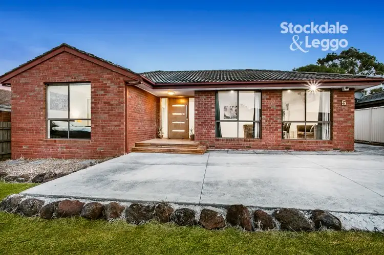 5 Cardamon Drive, Hallam VIC 3803