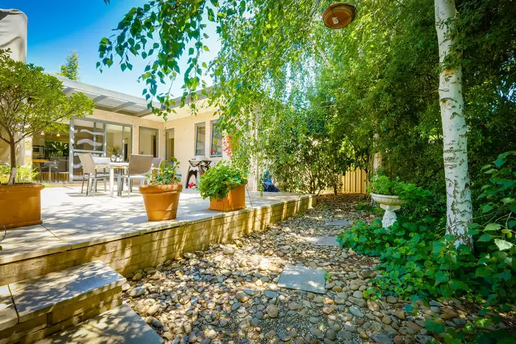 Third view of Homely house listing, 6 Berkeley Close, Wodonga VIC 3690