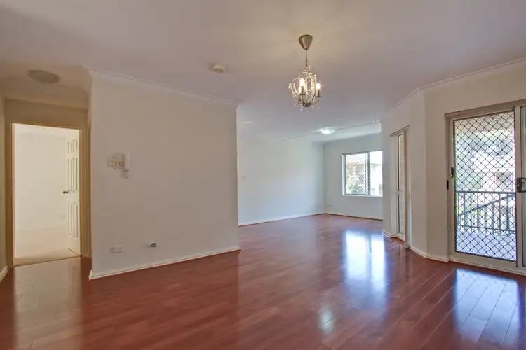 8/23-27 Linda Street, Hornsby NSW 2077