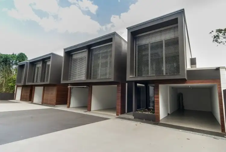 2/165 Dornoch Tce, Highgate Hill QLD 4101