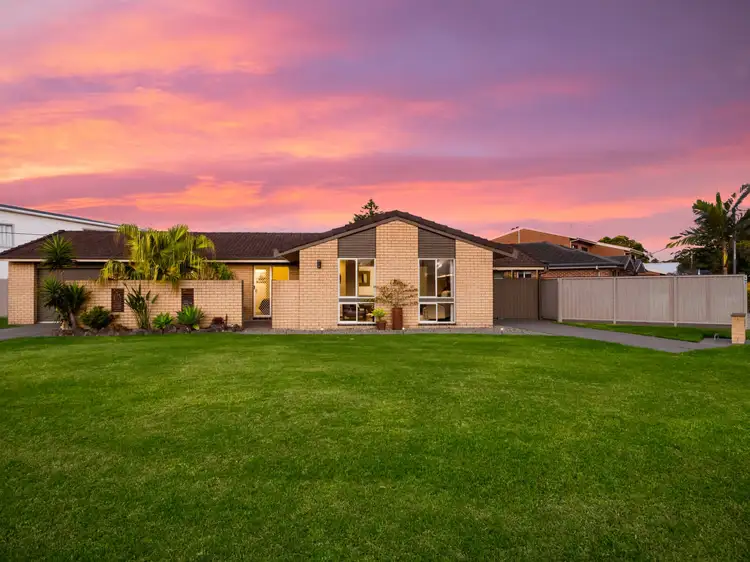 2 Stafford Street, Noraville NSW 2263