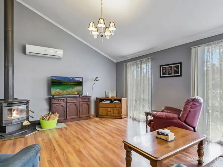 Third view of Homely house listing, 17 Justin Court, Narre Warren VIC 3805