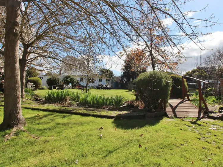 Second view of Homely house listing, 4 Phillip Street, Bonnie Doon VIC 3720