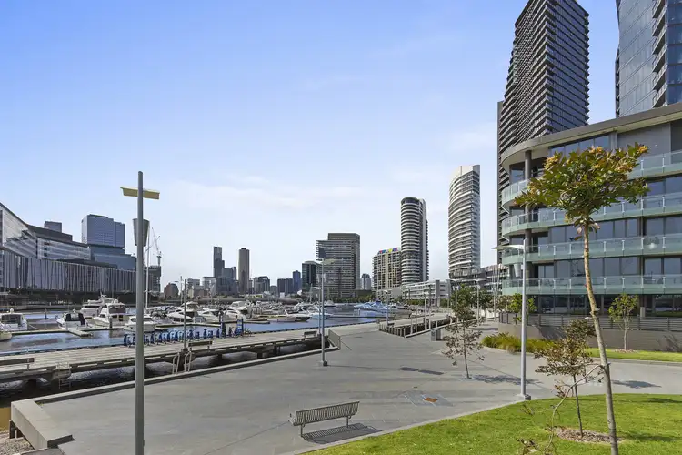 Fifth view of Homely apartment listing, 1806/100 Lorimer Street, Docklands VIC 3008