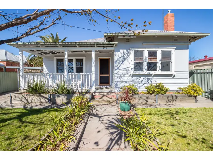 592 Broad Street, East Albury NSW 2640