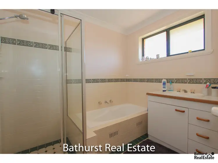 Fifth view of Homely house listing, 11 Horan Close, Kelso NSW 2795