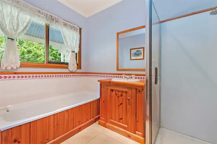 Seventh view of Homely house listing, 69 Robsons Road, Hamilton VIC 3300