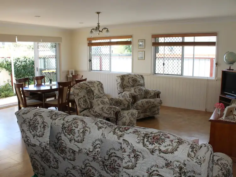 Sixth view of Homely house listing, 8/22 Queen Street, Clifton QLD 4361