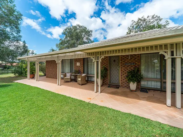 8 Preston Place, Helensvale QLD 4212