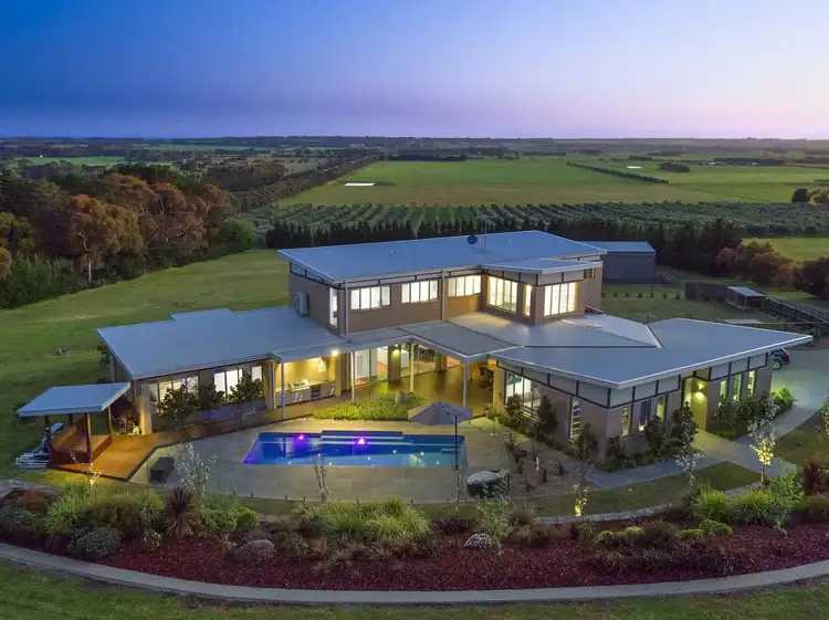 15 Mount Duneed Road, Mount Duneed VIC 3217