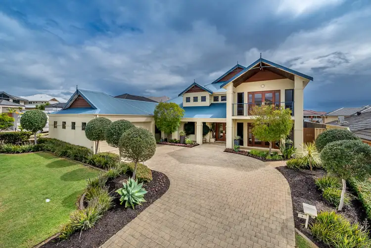 6 Karon Road, Iluka WA 6028