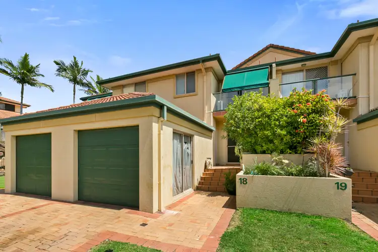 18/152 Palm Meadows Drive, Carrara QLD 4211