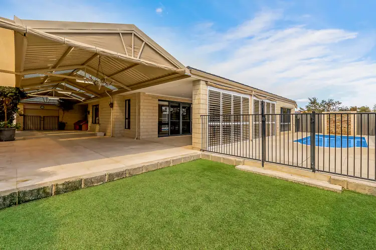7 Manila Way, Aveley WA 6069