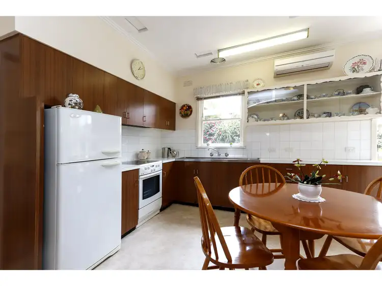 Fifth view of Homely house listing, 86 Lansdowne Street, Sale VIC 3850