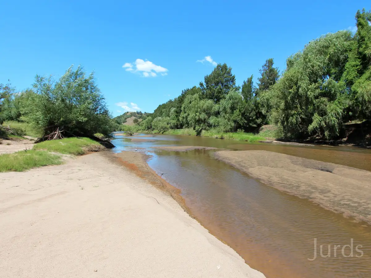 Main view of Homely rural property listing, 712 Luskintyre Road, Luskintyre NSW 2321