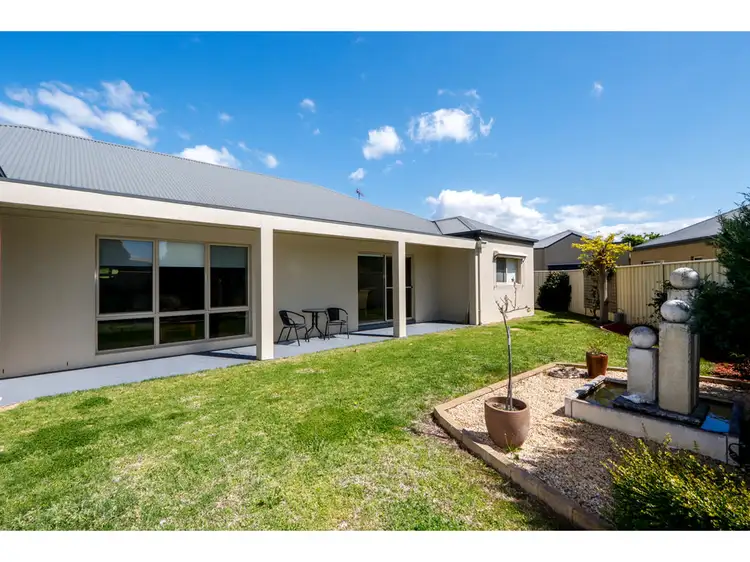 Second view of Homely house listing, 1/19 Topping Street, Sale VIC 3850