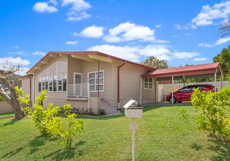 35 Day Street, Wyoming NSW 2250