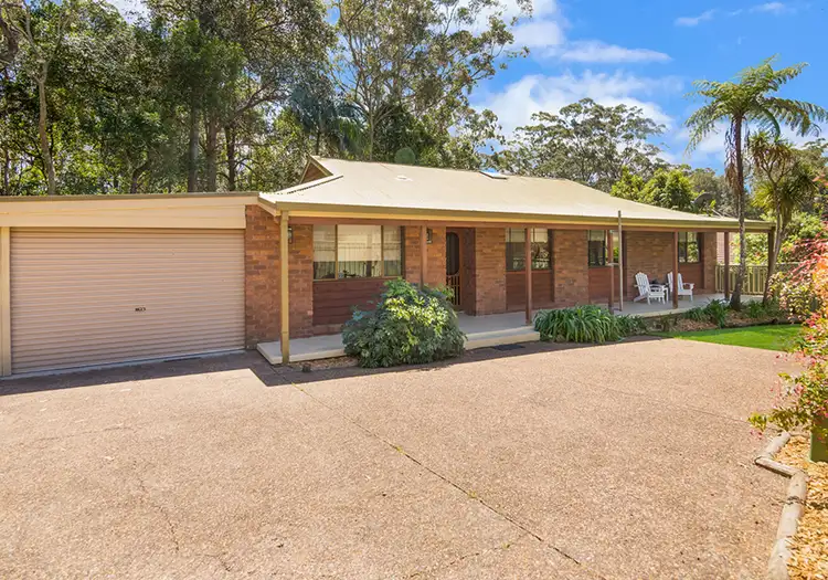 6 McNee Close, Lisarow NSW 2250