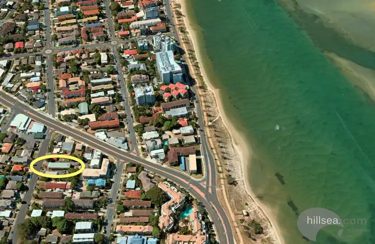 8/39 Middle Street, Labrador QLD 4215