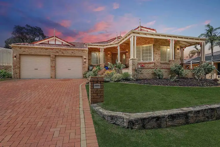 39 Monterey Drive, Woodvale WA 6026