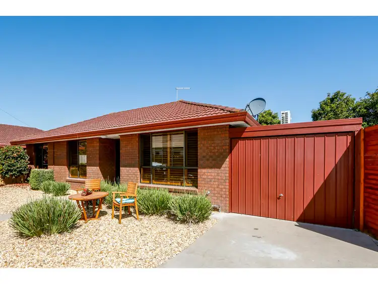 2/487 Raymond Street, Sale VIC 3850
