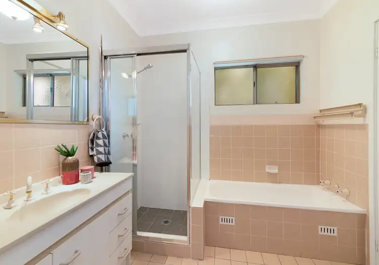 Sixth view of Homely block of units listing, 37/12-20 Kinarra Avenue, Wyoming NSW 2250