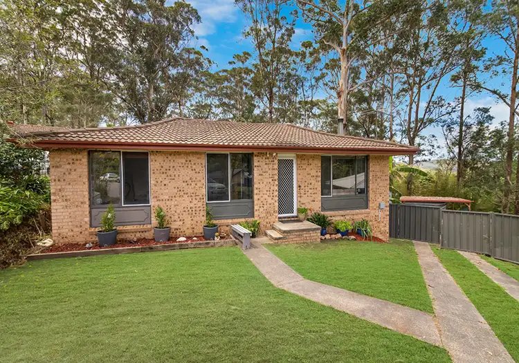 18 Holland Close, Springfield NSW 2250