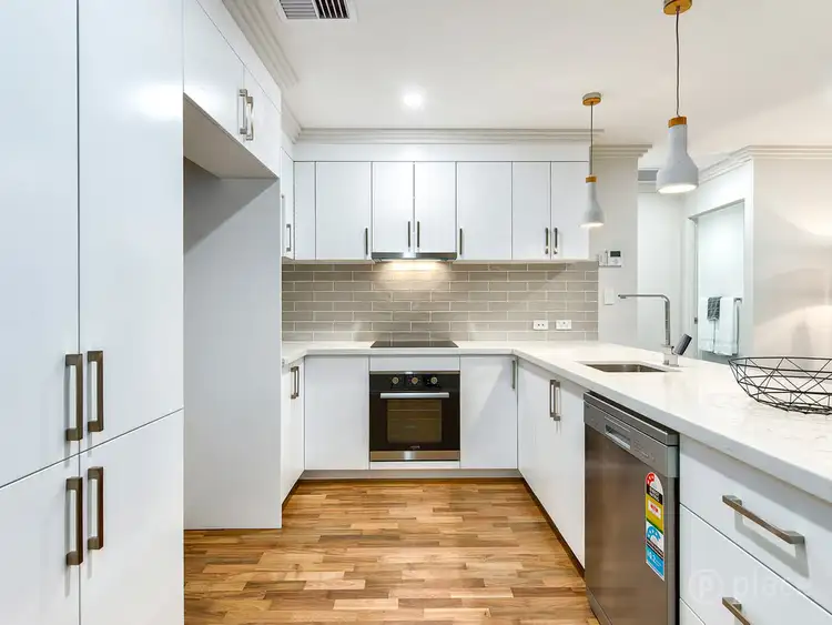 Second view of Homely apartment listing, 5/30 High Street, Mount Gravatt QLD 4122