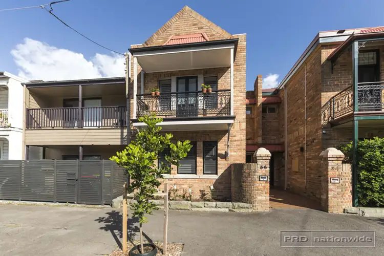 36 Brooks Street, Cooks Hill NSW 2300