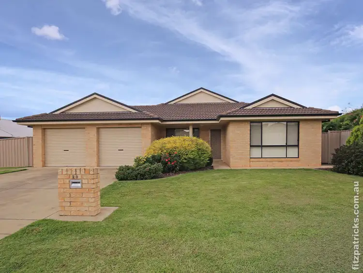 20 Bedervale Street, Bourkelands NSW 2650