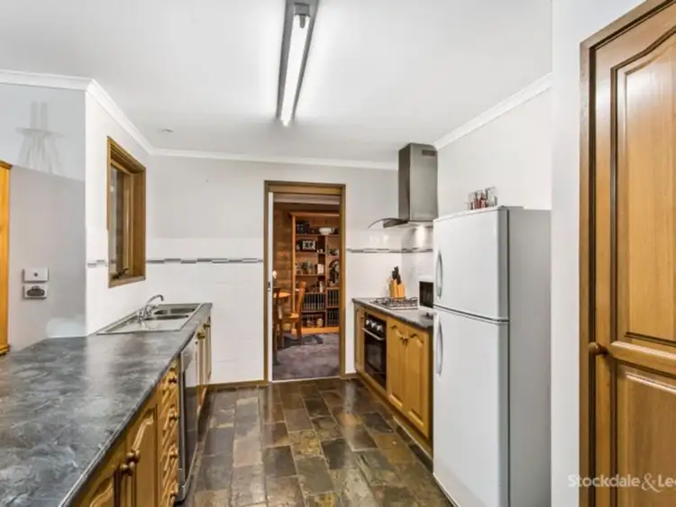 Second view of Homely house listing, 21 Ohio Crescent, Narre Warren VIC 3805
