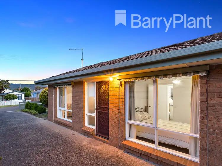 16 Second Avenue, Rosebud VIC 3939