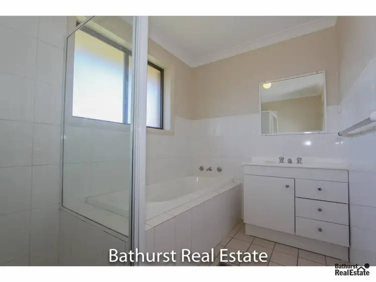 Fourth view of Homely house listing, 8 Spofforth Place, Kelso NSW 2795